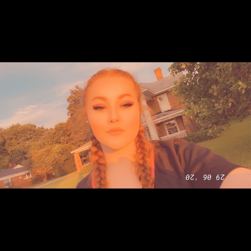 Meet your Posher, Harley